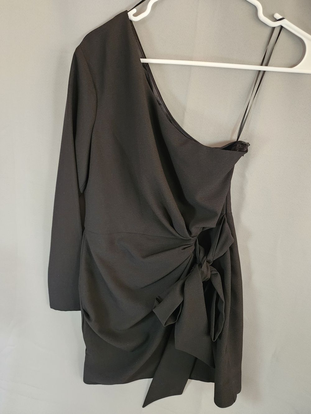 Peace + Love Asymmetric One-Shoulder Black Wrap Tuxedo Tie-Detail Mini Dress